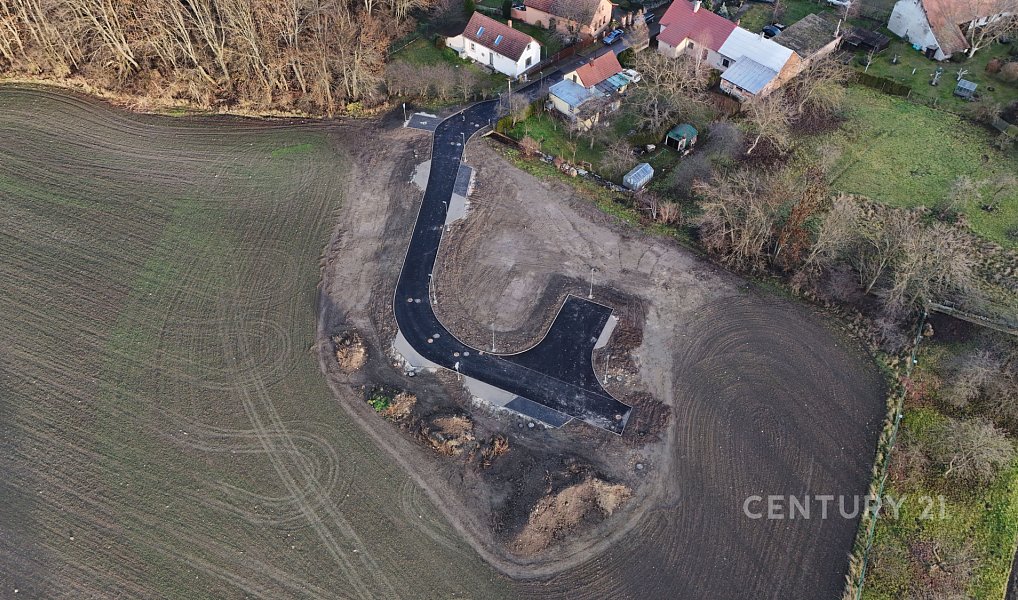 Prodej stavebního pozemku 806 m², Jankovice – náhled fotky 2