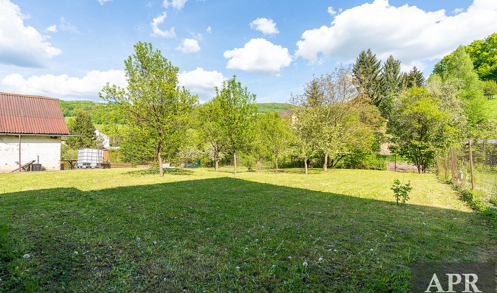 Prodej chaty/chalupy 117 m² s pozemkem 871 m², Brumov-Bylnice – náhled fotky 9