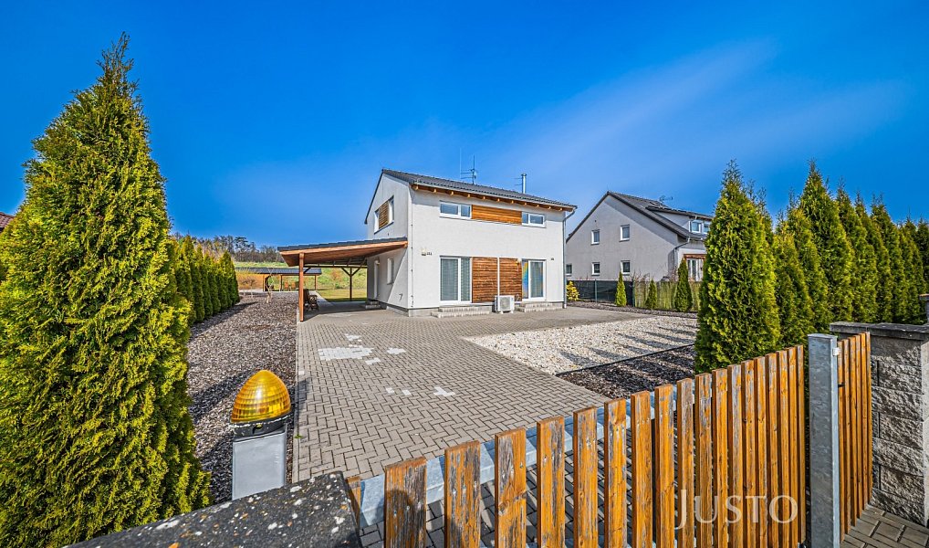 Prodej domu 117 m² s pozemkem 1 389 m², Blešno – náhled fotky 37