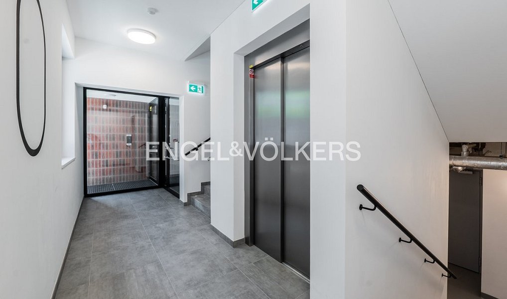 Pronájem bytu 2+kk 54 m², Praha – náhled fotky 10