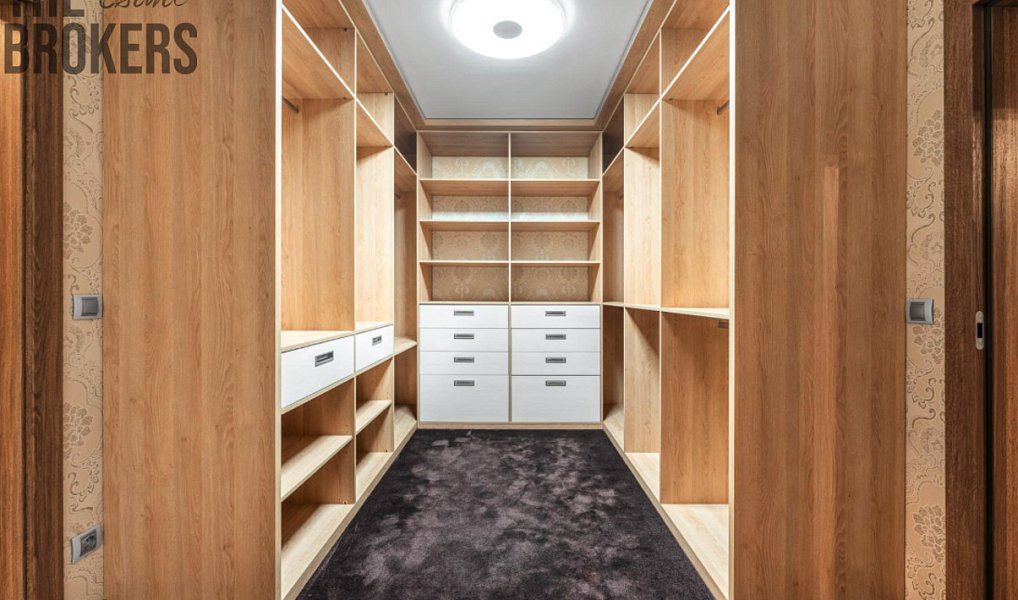 Pronájem domu 300 m² s pozemkem 858 m², Praha – náhled fotky 17