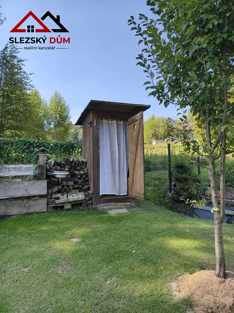 Prodej stavebního pozemku 1 371 m² – pohled 6