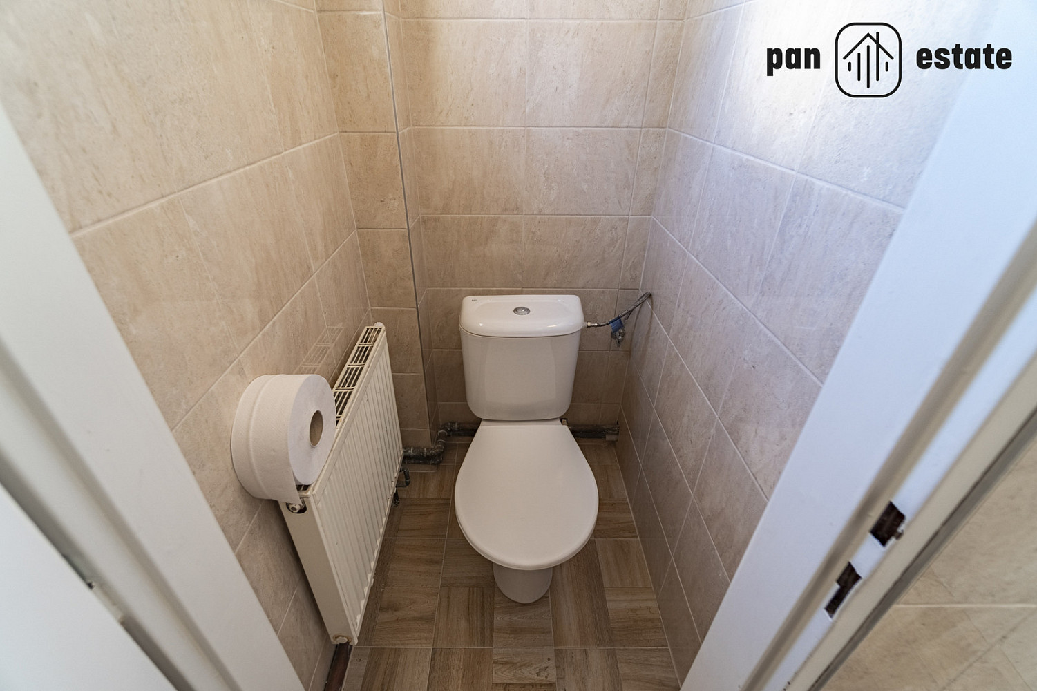 Pronájem kanceláře 58 m² – fotografie 5