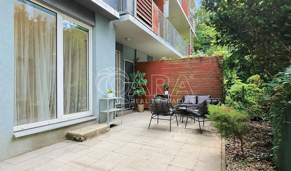 Prodej bytu 2+kk 101 m², Praha – náhled fotky 9