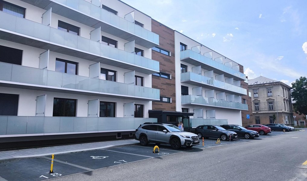 Pronájem garážového parkovacího stání v širším centru města Olomouce na tř. Jiřího Pelikána, Olomouc – náhled fotky 4