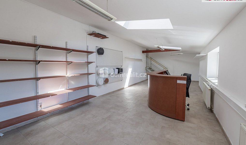 Pronájem výrobních prostor 4 300 m², Doksy – náhled fotky 21
