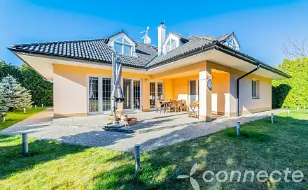 Prodej domu 267 m² s pozemkem 1 202 m², Karafiátová, Jesenice - Osnice, okres Praha-západ