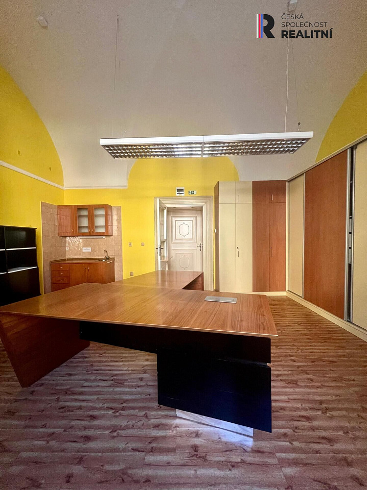 Pronájem kanceláře 25 m², Znojmo
