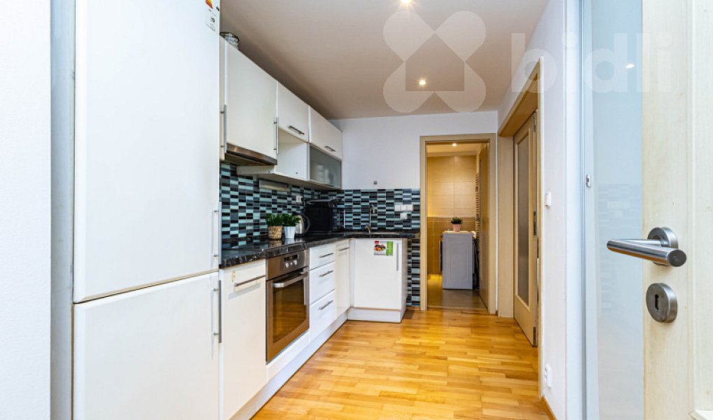 Prodej bytu 1+1 49 m², Praha – náhled fotky 7