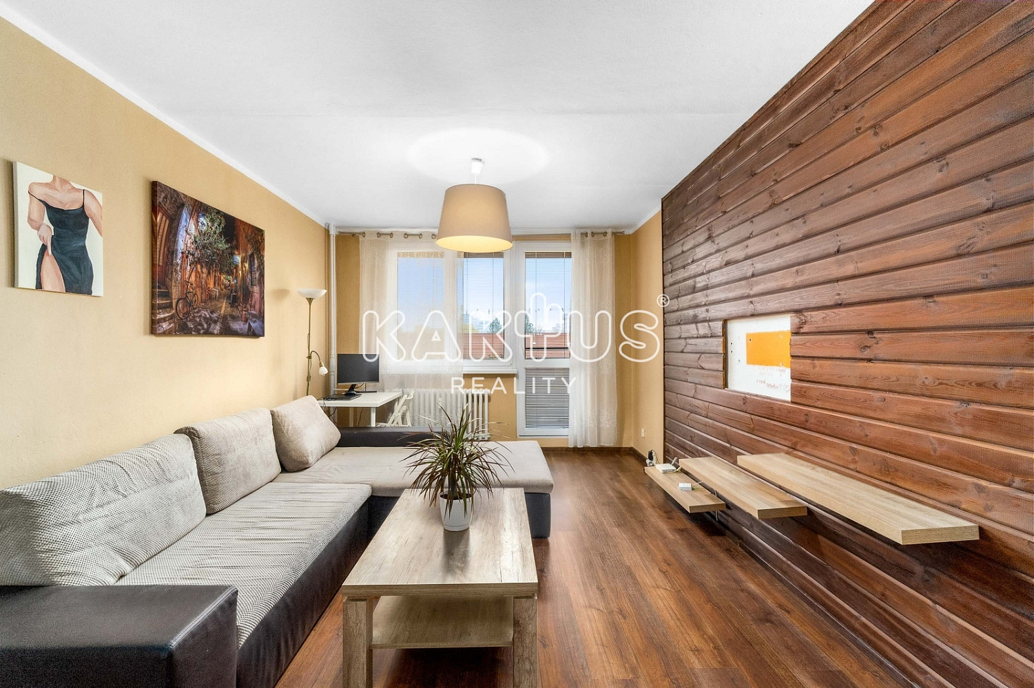 Pronájem bytu 2+1 56 m² — photo 2