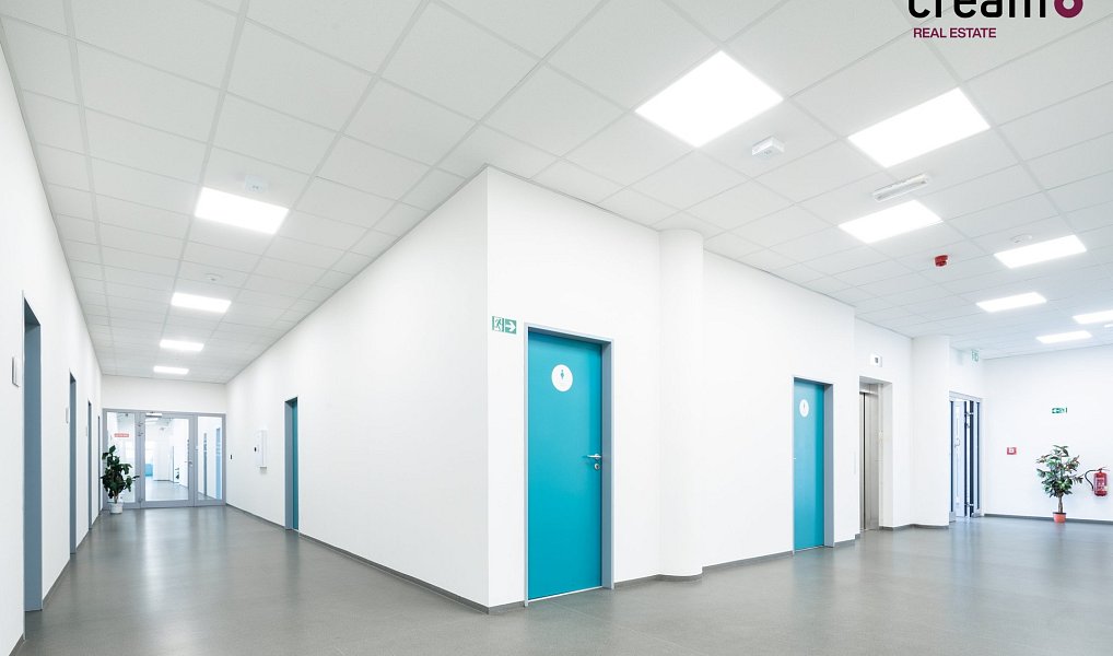 Pronájem kanceláře 46 m², Zlín – náhled fotky 9