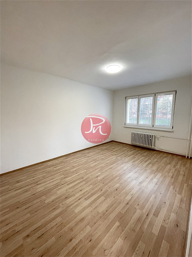 Pronájem bytu 2+1 54 m² — photo 3