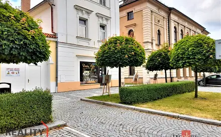 Pronájem bytu 3+kk 68 m²