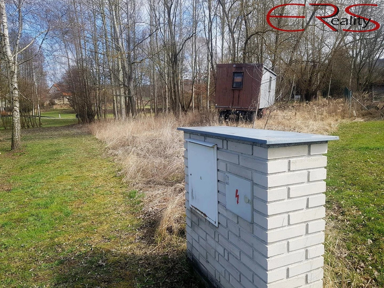 Prodej stavebního pozemku 945 m² – fotografie 5