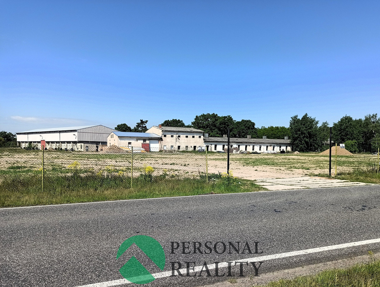 Prodej skladovacích prostor 2 000 m² – fotografie 2