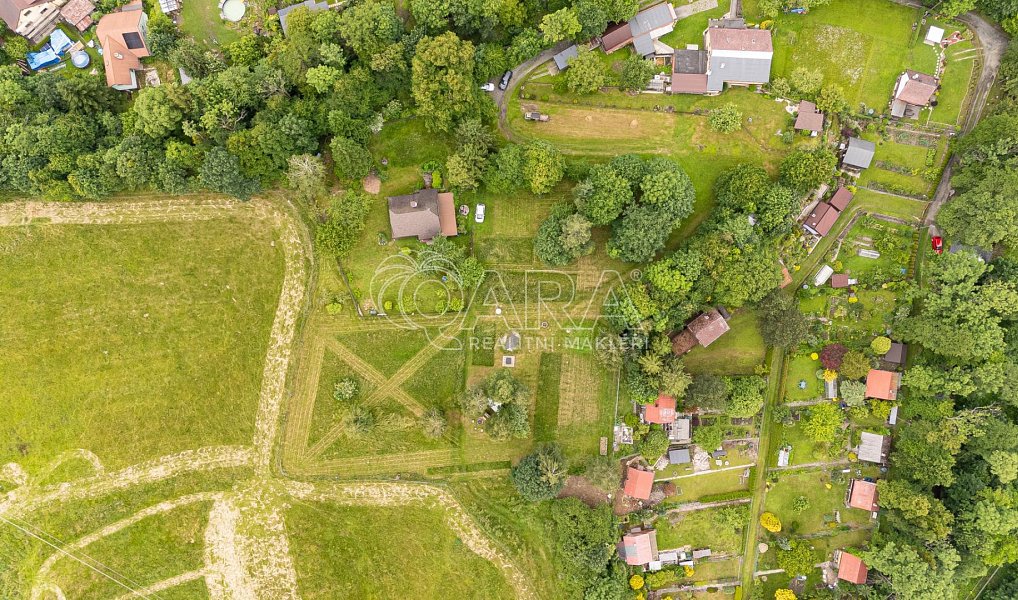 Prodej stavebního pozemku 3 674 m², Frenštát pod Radhoštěm – náhled fotky 2