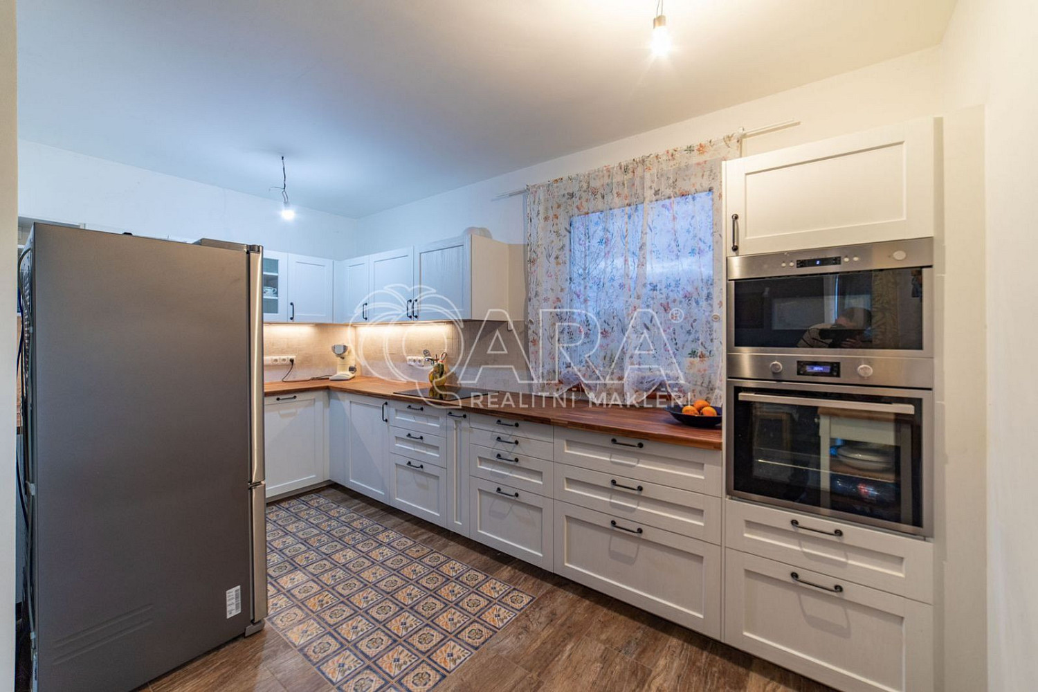 Prodej domu 105 m² s pozemkem 2 043 m² – fotografie 2