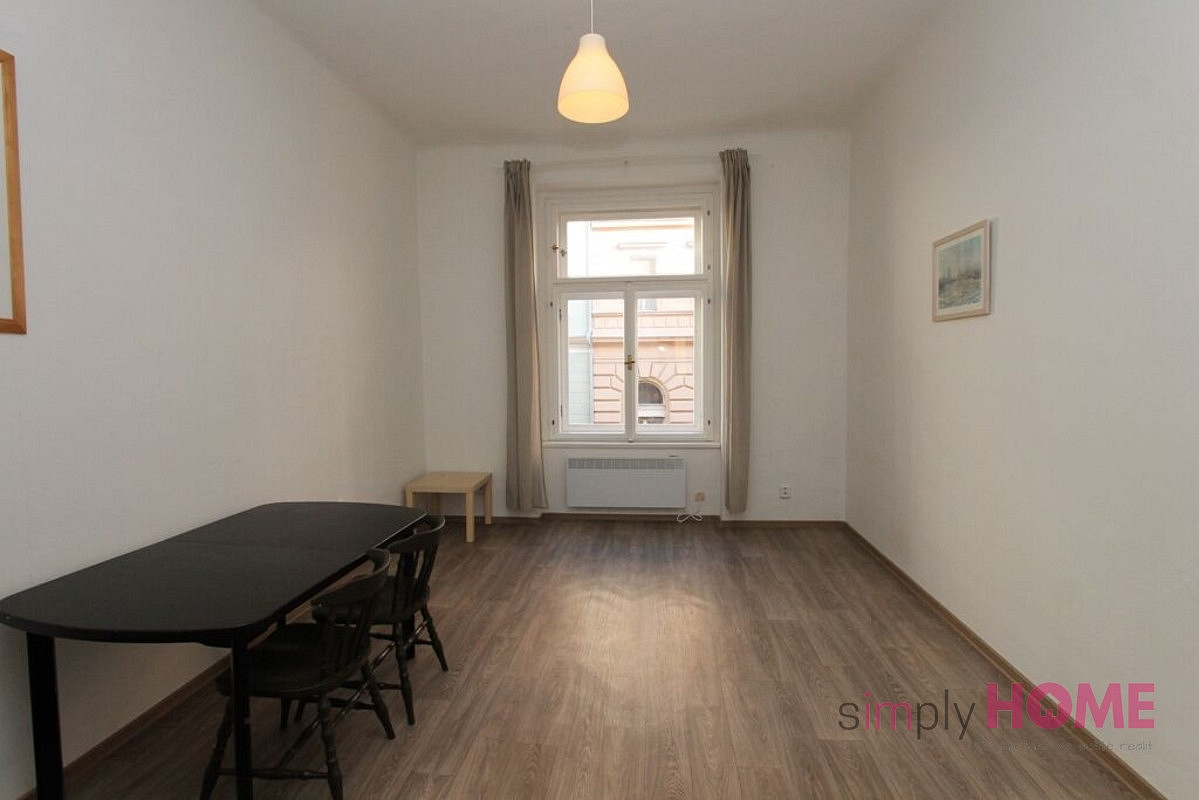 Pronájem bytu 1+1 40 m²