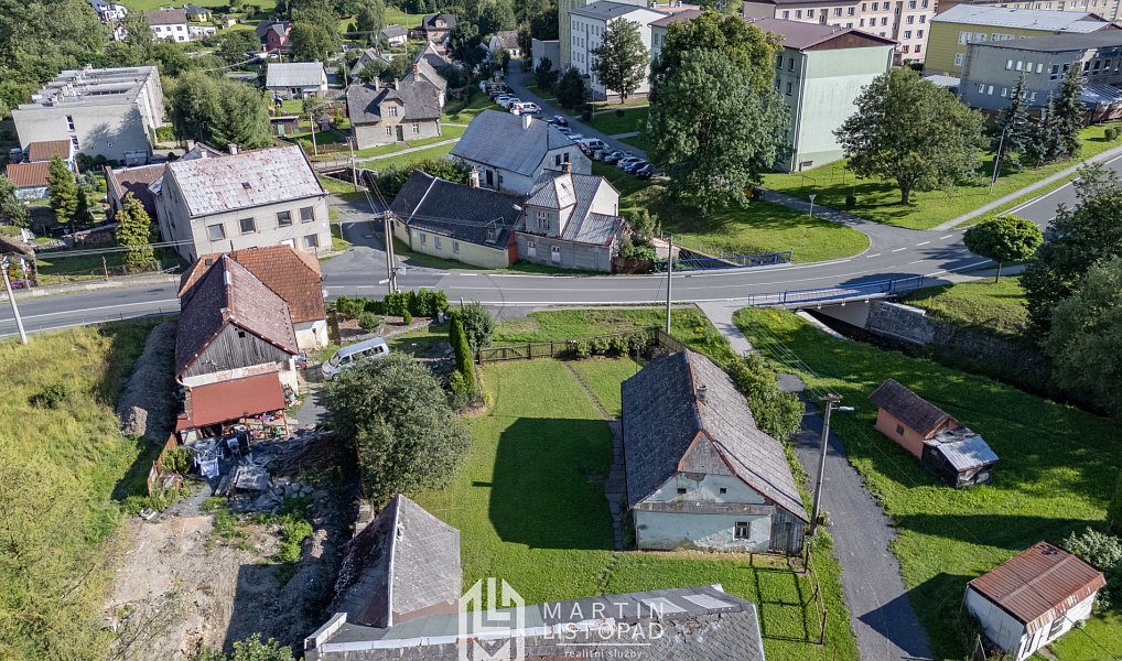 Prodej stavebního pozemku 1 379 m², Dvorce – náhled fotky 21