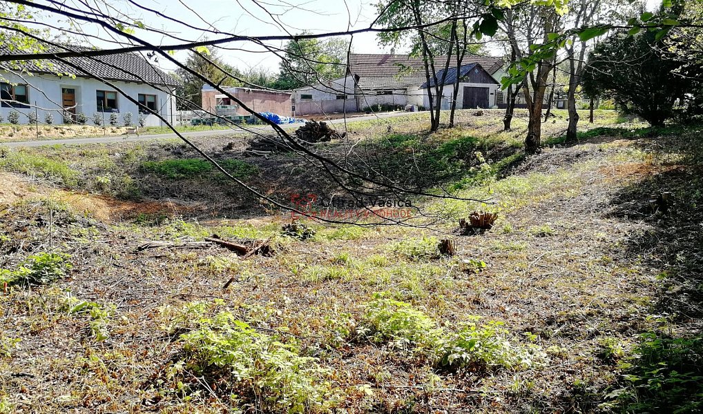 Prodej stavebního pozemku 753 m², Kelč – náhled fotky 3