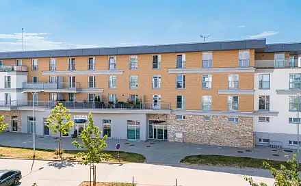Pronájem bytu 3+kk 86 m², U Sportovní školy, Pardubice - Ohrazenice