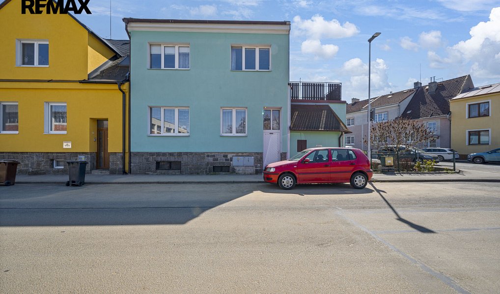 Prodej domu 150 m² s pozemkem 317 m², Jindřichův Hradec – náhled fotky 3