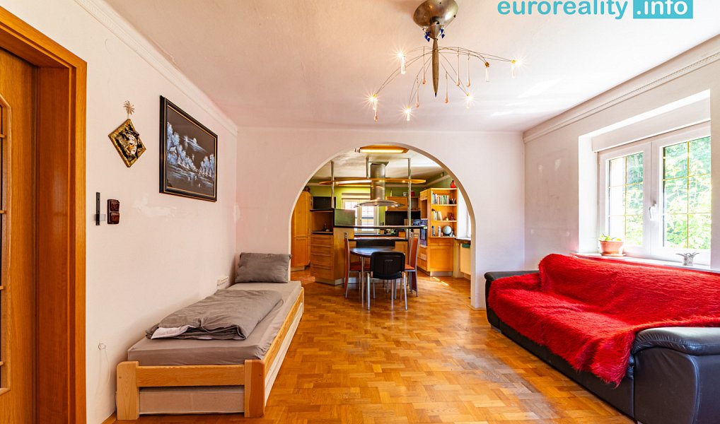 Pronájem domu 210 m² s pozemkem 1 068 m², Aš – náhled fotky 16