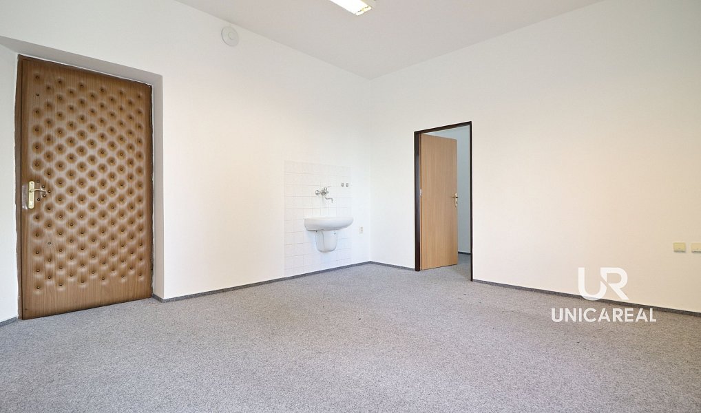 Pronájem kanceláře 69 m², Modřice – náhled fotky 4