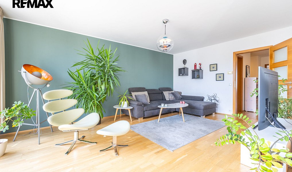 Prodej bytu 3+kk 110 m², Praha – náhled fotky 2