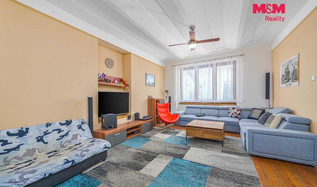 Prodej domu 177 m² s pozemkem 1 742 m², Žleby – náhled fotky 5