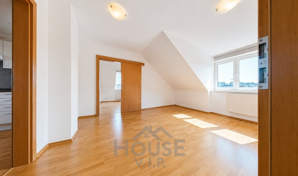 Prodej bytu 2+1 57 m², Praha – náhled fotky 13