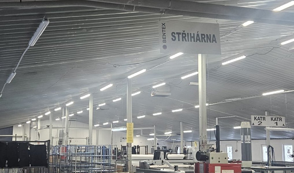 Prodej výrobních prostor 44 000 m², Benešov nad Černou – náhled fotky 5
