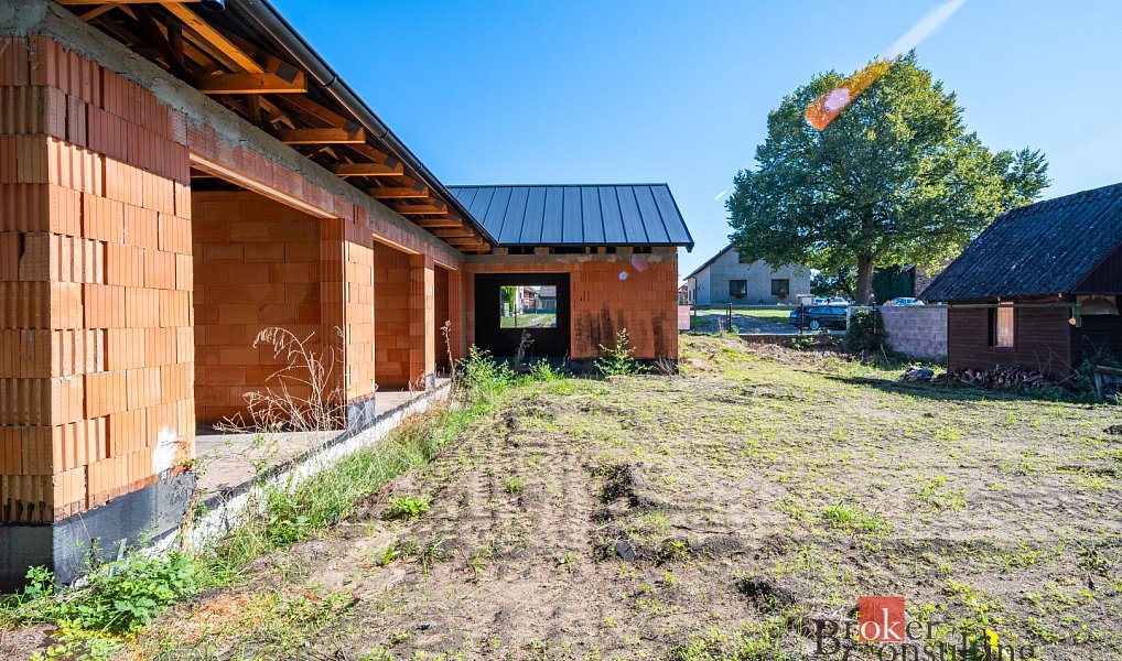 Prodej stavebního pozemku 560 m², Čeperka – náhled fotky 18