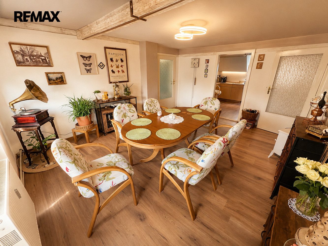 Prodej domu 190 m² s pozemkem 121 m² — photo 2