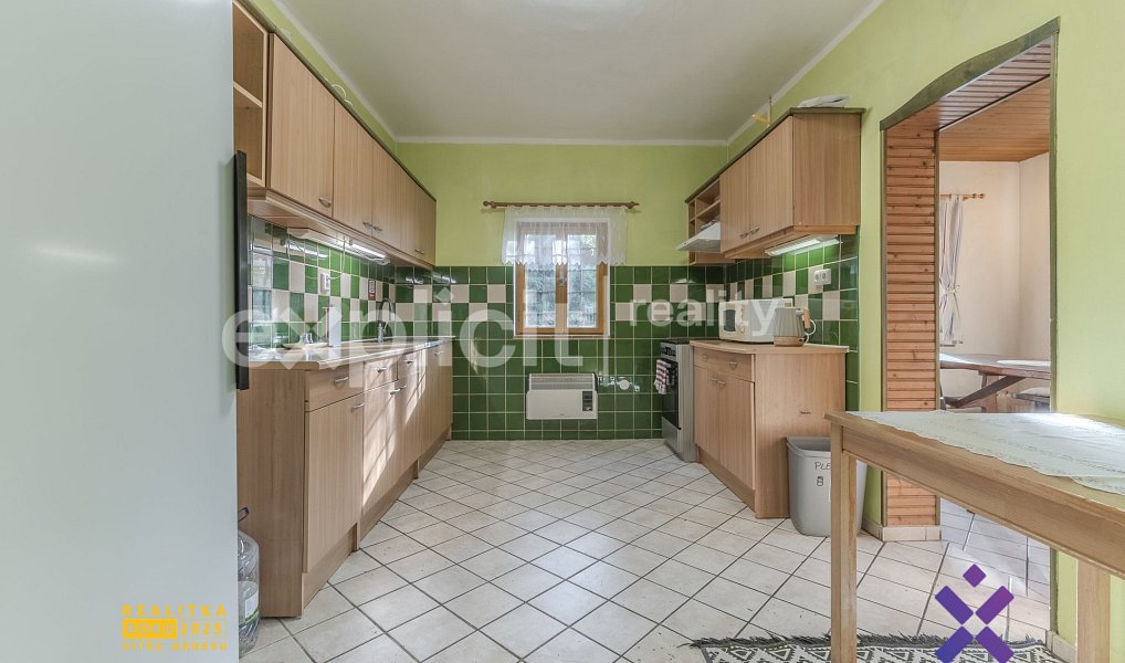 Prodej chaty/chalupy 172 m² s pozemkem 1 390 m², Bystřice pod Lopeníkem – náhled fotky 8