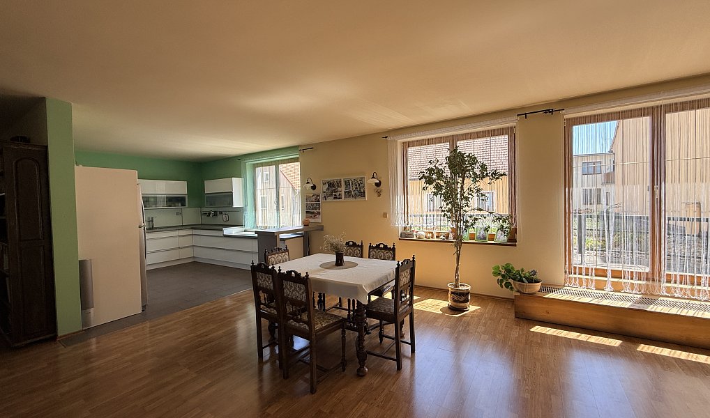 Prodej domu 507 m² s pozemkem 751 m², Čáslav – náhled fotky 5