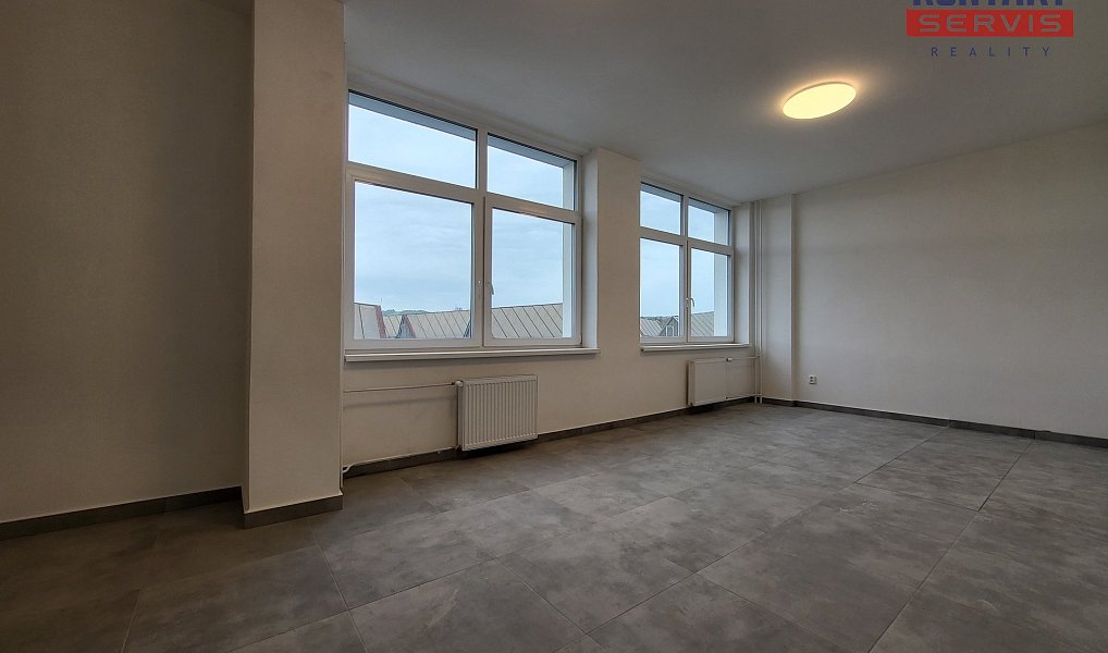 Pronájem kanceláře 12 m², České Budějovice – náhled fotky 2