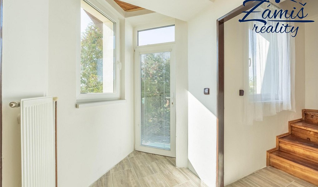 Prodej domu 278 m² s pozemkem 1 322 m², Nespeky – náhled fotky 19