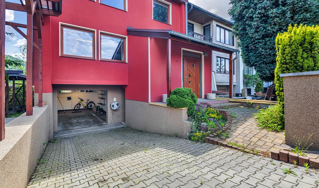 Prodej domu 139 m² s pozemkem 295 m², Nový Bor – náhled fotky 3