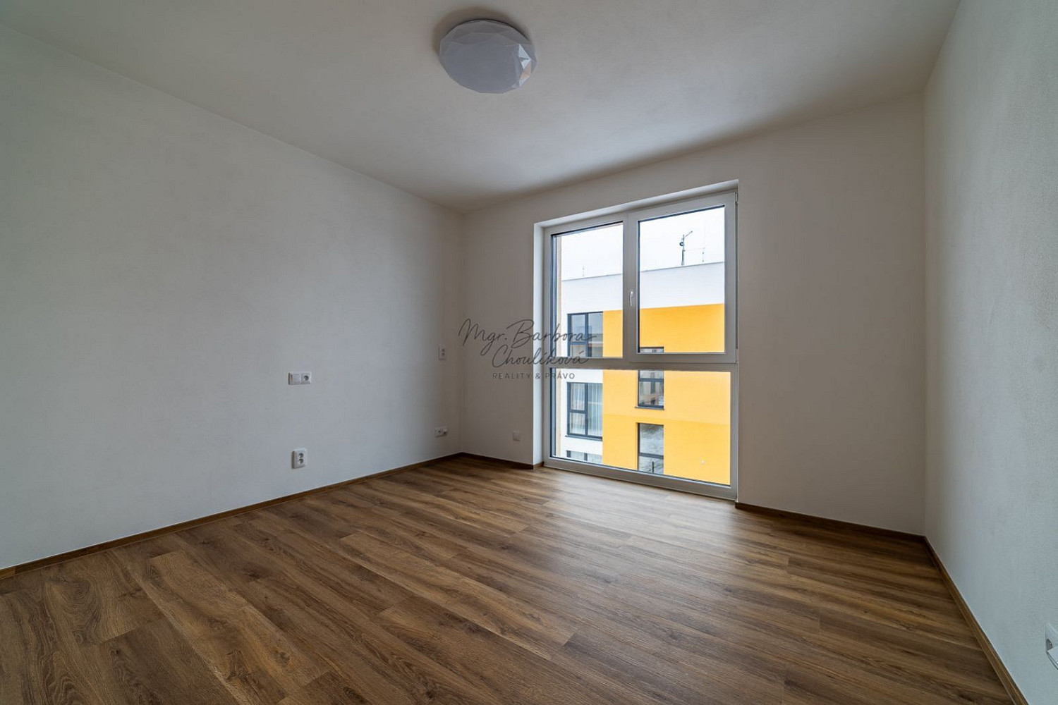 Pronájem bytu 4+kk 87 m² – fotografie 4