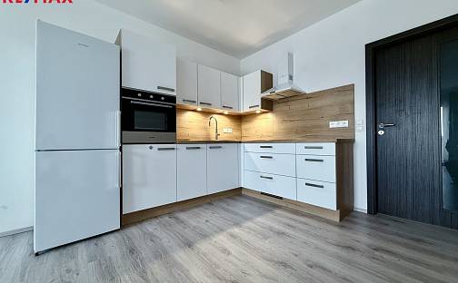 Prodej bytu 2+kk 49 m², U Trati, Zbůch, okres Plzeň-sever