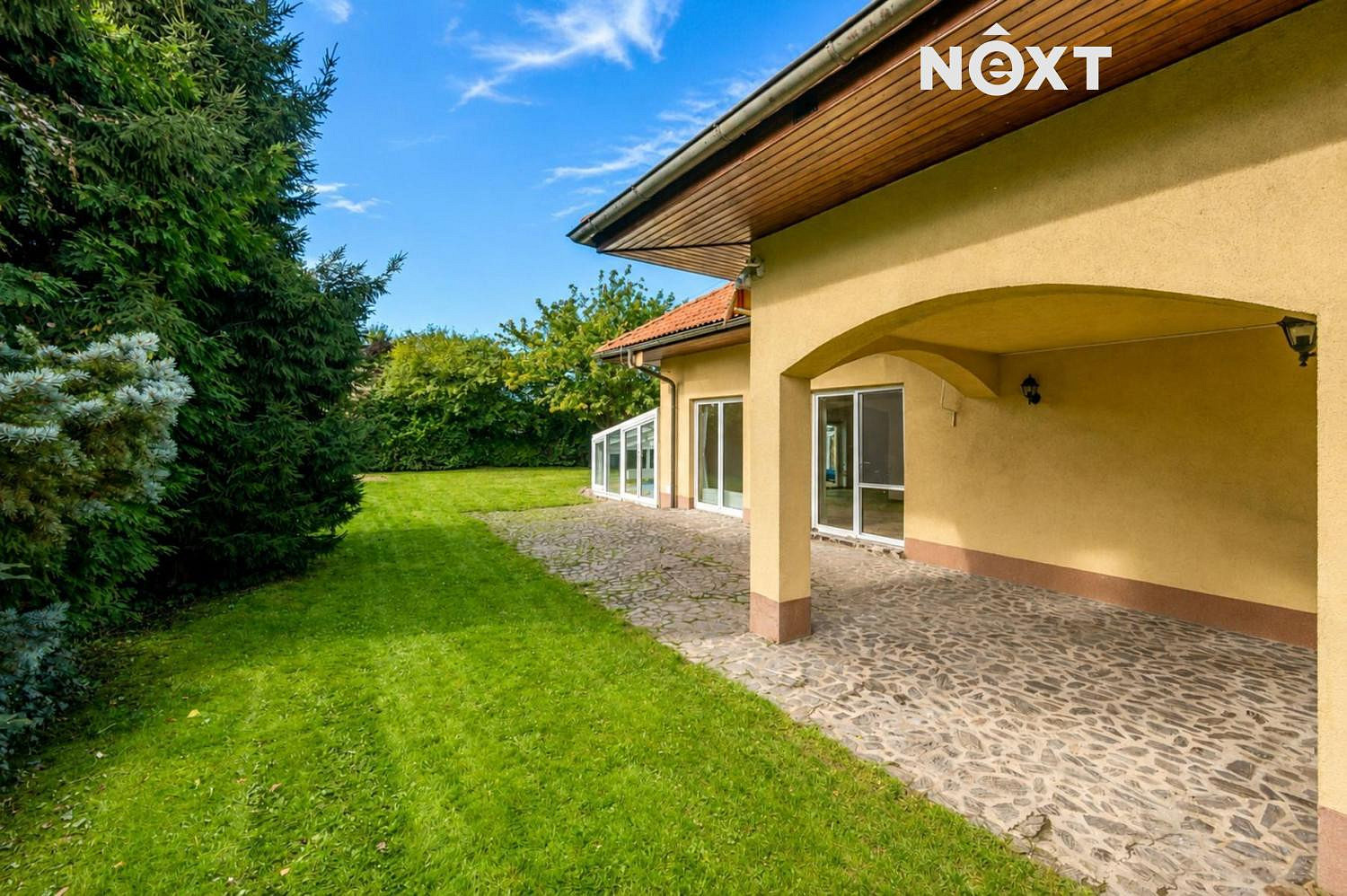Prodej domu 337 m² s pozemkem 915 m² – fotografie 4