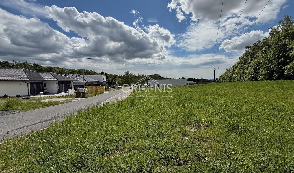 Prodej stavebního pozemku 2 267 m², Chomutov – náhled fotky 9