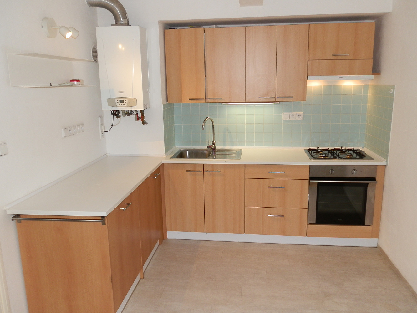Pronájem bytu 2+kk 38 m² – pohled 6