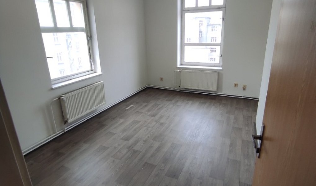 Pronájem kanceláře 80 m², Ostrava – náhled fotky 2