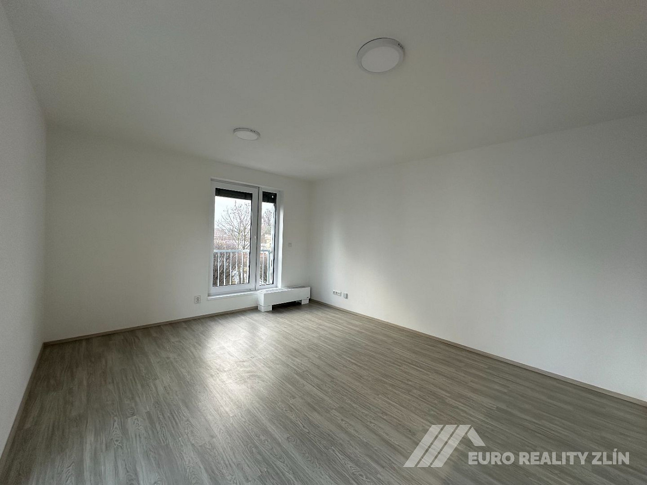 Pronájem bytu 1+kk 26 m² — photo 4