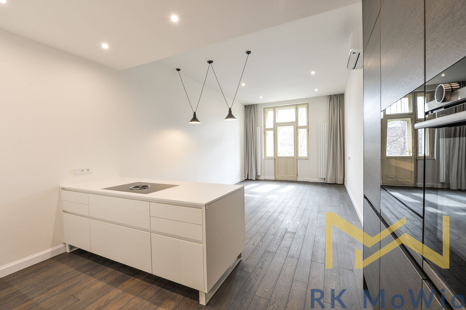 Pronájem bytu 3+kk 95 m² – fotografie 4