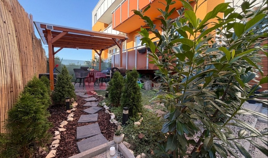 Pronájem bytu 2+kk 52 m², Praha – náhled fotky 2