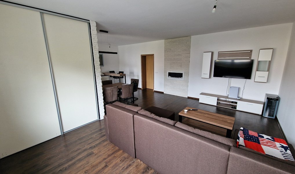 Prodej bytu 3+kk 85 m², Cheb – náhled fotky 17