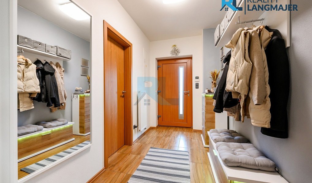 Prodej domu 183 m² s pozemkem 724 m², Plzeň – náhled fotky 20